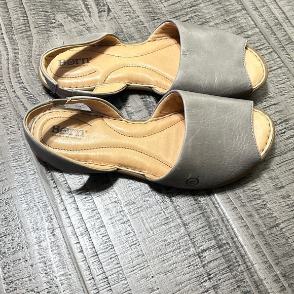 Born Women's Gray and Tan Sandals - Picture 2 of 6